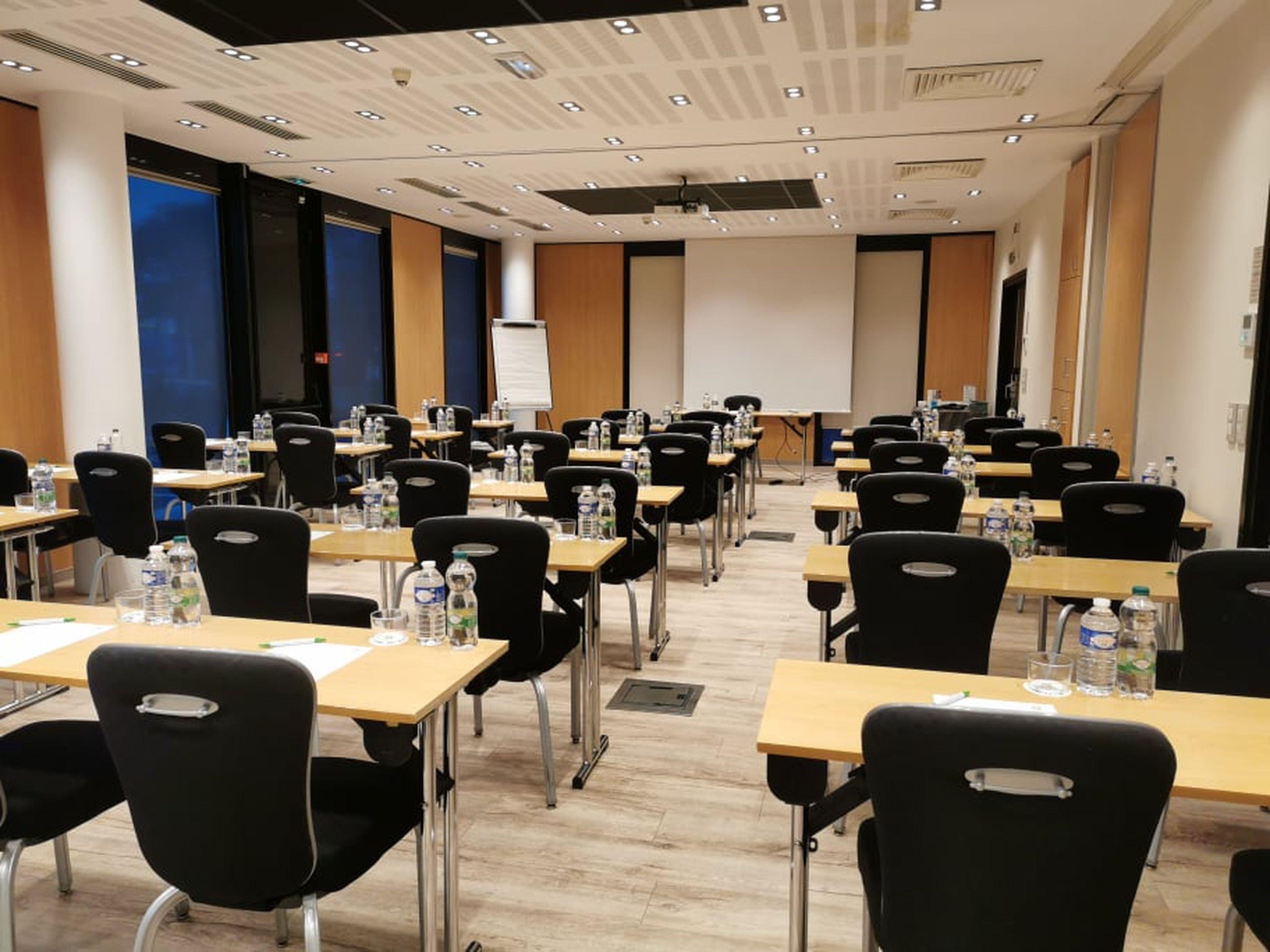 Holiday Inn Bordeaux Sud - Pessac By Ihg Eksteriør billede